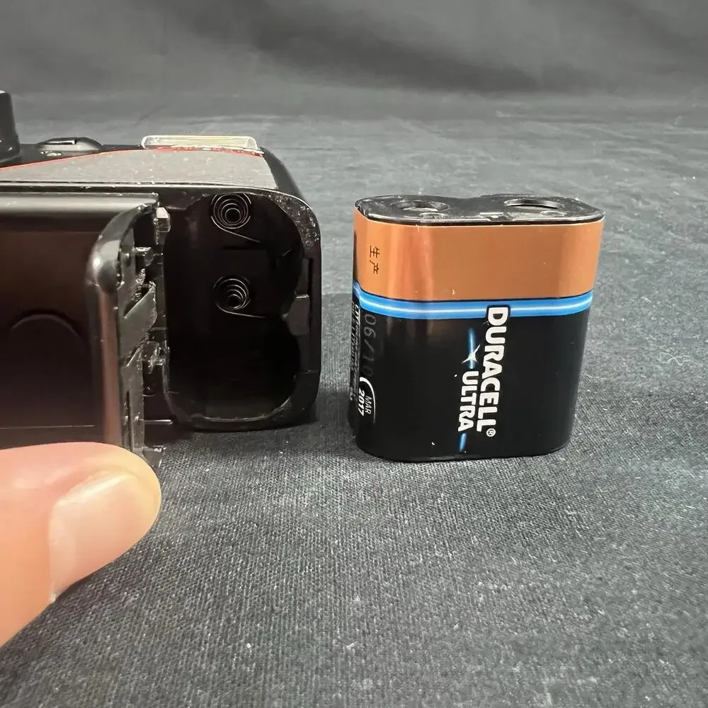 Nikon One Touch 35mm film Point & Shoot Camera 1:2.8 Lens - Bag & Manual